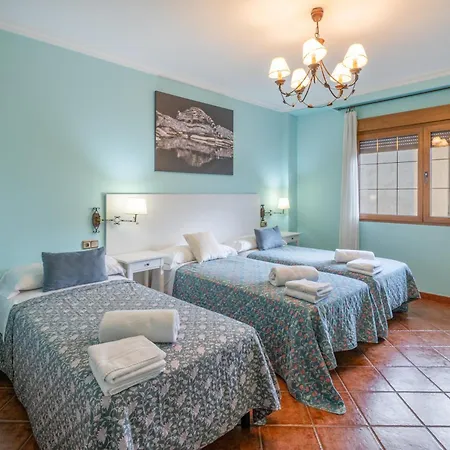 La Casona De *